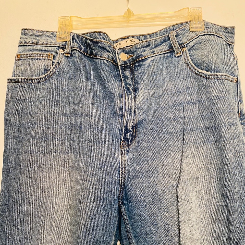 Mom jeans